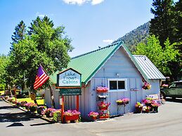 Lake Front Cabins