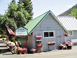 Lake Front Cabins