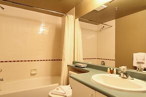 Marketplace Lodge by Whistler Retreats