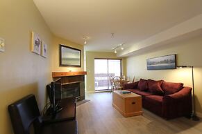 Marketplace Lodge by Whistler Retreats