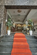 Sai Gon's Book Hotel - The Airport Front