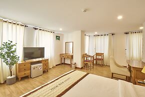 Sai Gon's Book Hotel - The Airport Front