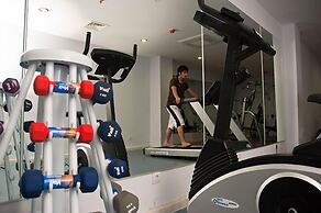 Mg White Lilyum Hotel