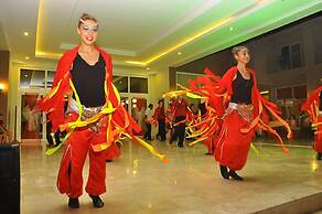 Mg White Lilyum Hotel