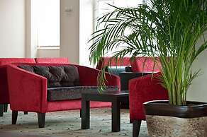 Mg White Lilyum Hotel