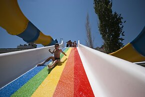 Mg White Lilyum Hotel