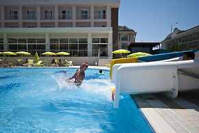 Mg White Lilyum Hotel