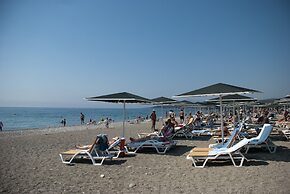 Mg White Lilyum Hotel