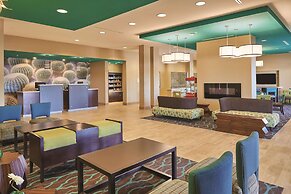 La Quinta Inn & Suites by Wyndham Carlsbad