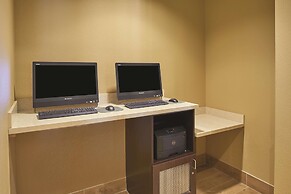 La Quinta Inn & Suites by Wyndham Carlsbad