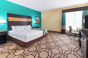 La Quinta Inn & Suites by Wyndham Carlsbad