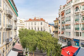 Le Dortoir Boutique Suites