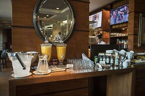 Las Ventanas Suite Hotel