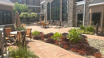 Staybridge Suites Rochester - Commerce Dr NW by IHG