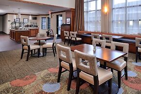 Staybridge Suites Rochester - Commerce Dr NW by IHG