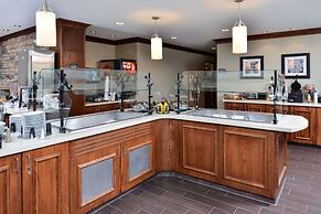 Staybridge Suites Rochester - Commerce Dr NW by IHG