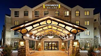 Staybridge Suites Rochester - Commerce Dr NW by IHG