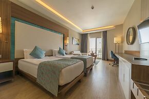 Ramada Resort by Wyndham Kusadasi