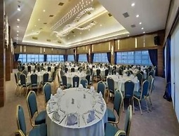 Ramada by Wyndham Elazig