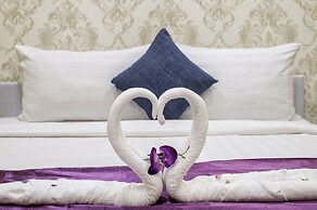 White Residence Hotel & Apartment