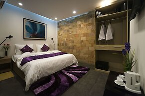 White Residence Hotel & Apartment