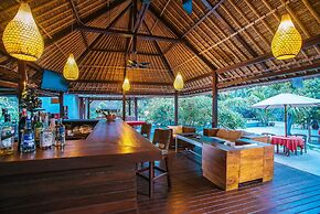 Sukanusa Luxury Huts