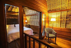 Sukanusa Luxury Huts