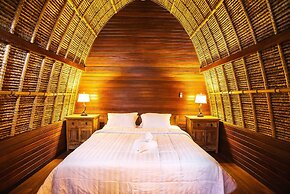 Sukanusa Luxury Huts