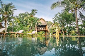 Sukanusa Luxury Huts