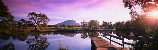 AAt 28 Goldsmith Motel