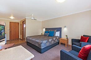 AAt 28 Goldsmith Motel