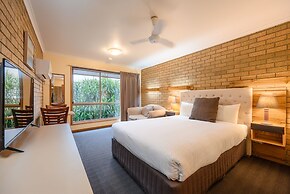 AAt 28 Goldsmith Motel