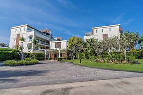 The Pelican Residence & Suite Krabi