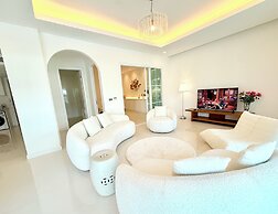 The Pelican Residence & Suite Krabi