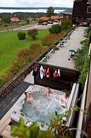 Green Hotel