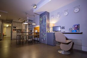 Don Moustache Hostel