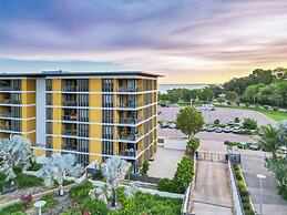 Darwin Waterfront Luxury Suites
