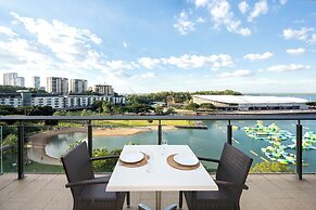 Darwin Waterfront Luxury Suites