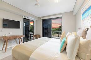 Darwin Waterfront Luxury Suites