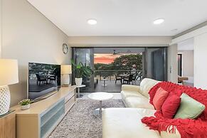 Darwin Waterfront Luxury Suites