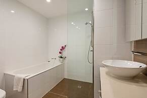 Darwin Waterfront Luxury Suites