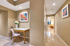 Darwin Waterfront Luxury Suites