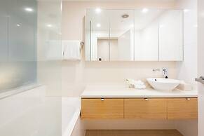 Darwin Waterfront Luxury Suites