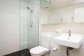 Darwin Waterfront Luxury Suites