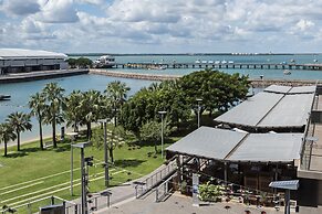 Darwin Waterfront Luxury Suites