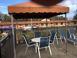 Silver Princess Motel