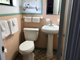 Silver Princess Motel