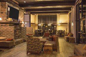 Teddy's Residential Suites Watford City