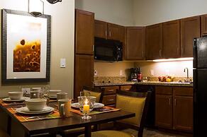 Teddy's Residential Suites Watford City
