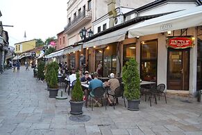Hotel De KOKA